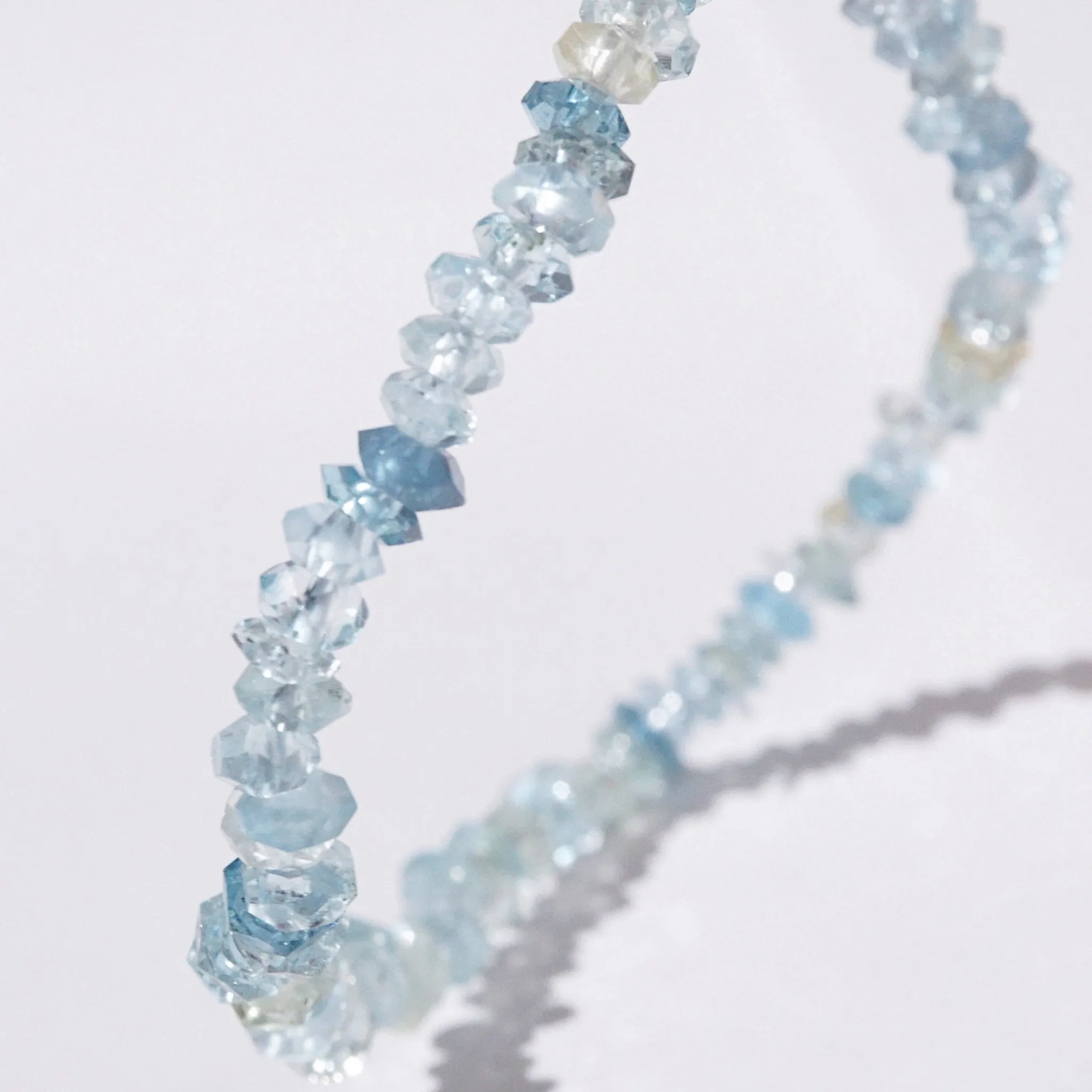 Aquamarine Point-Edge Faceted Rondelle