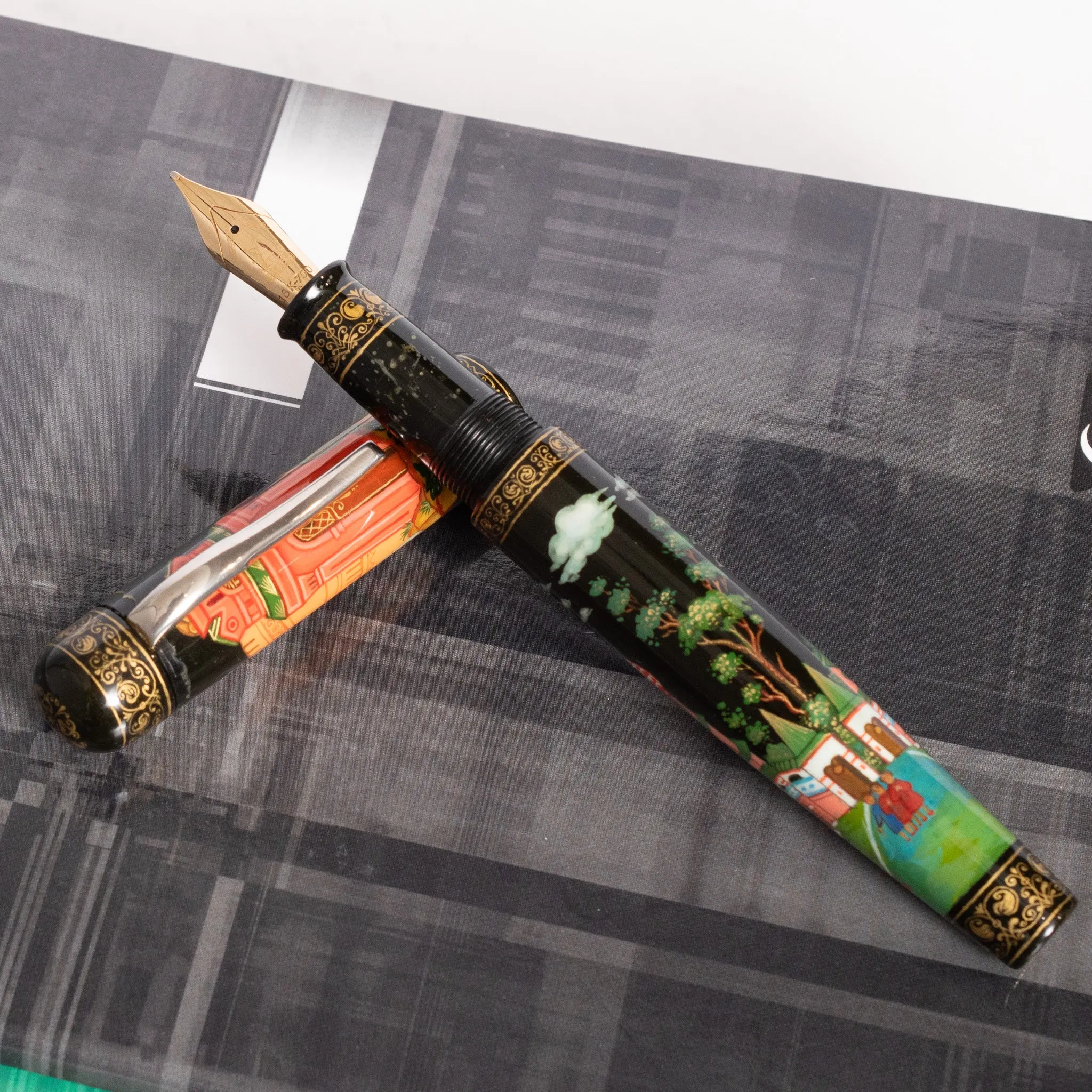 Artus Great Cities of the World Moscow St. Basil Cathedral Fountain Pen - Preowned