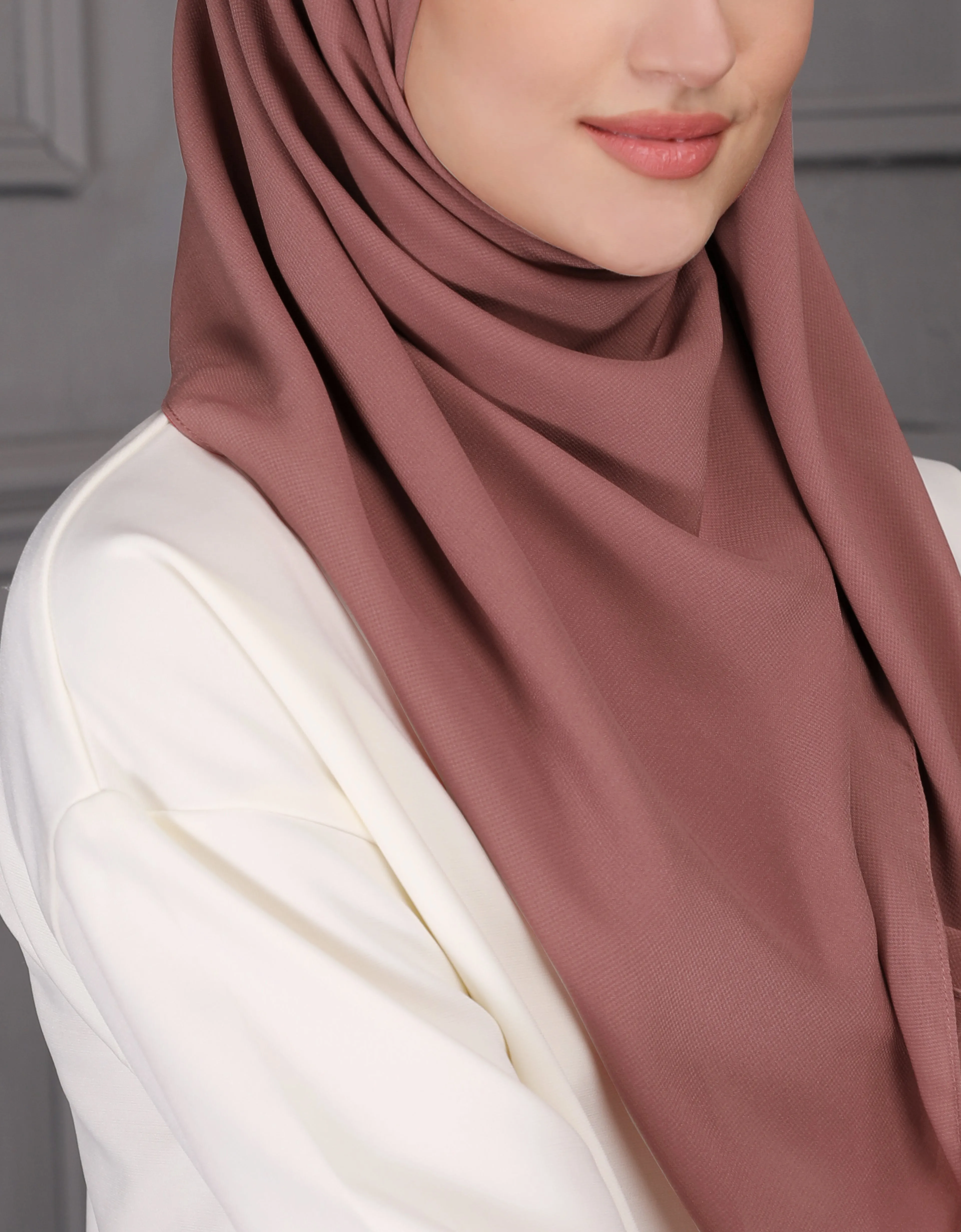 EMANI SQUARE SCARF (BEIGE)