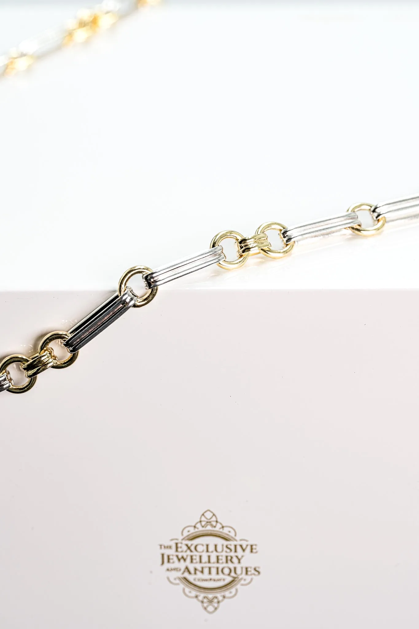 Exquisite Yellow & White Gold Double Pin and Round Link Chain