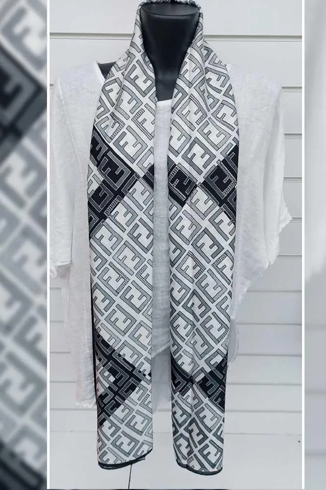 Geometric Print Scarf