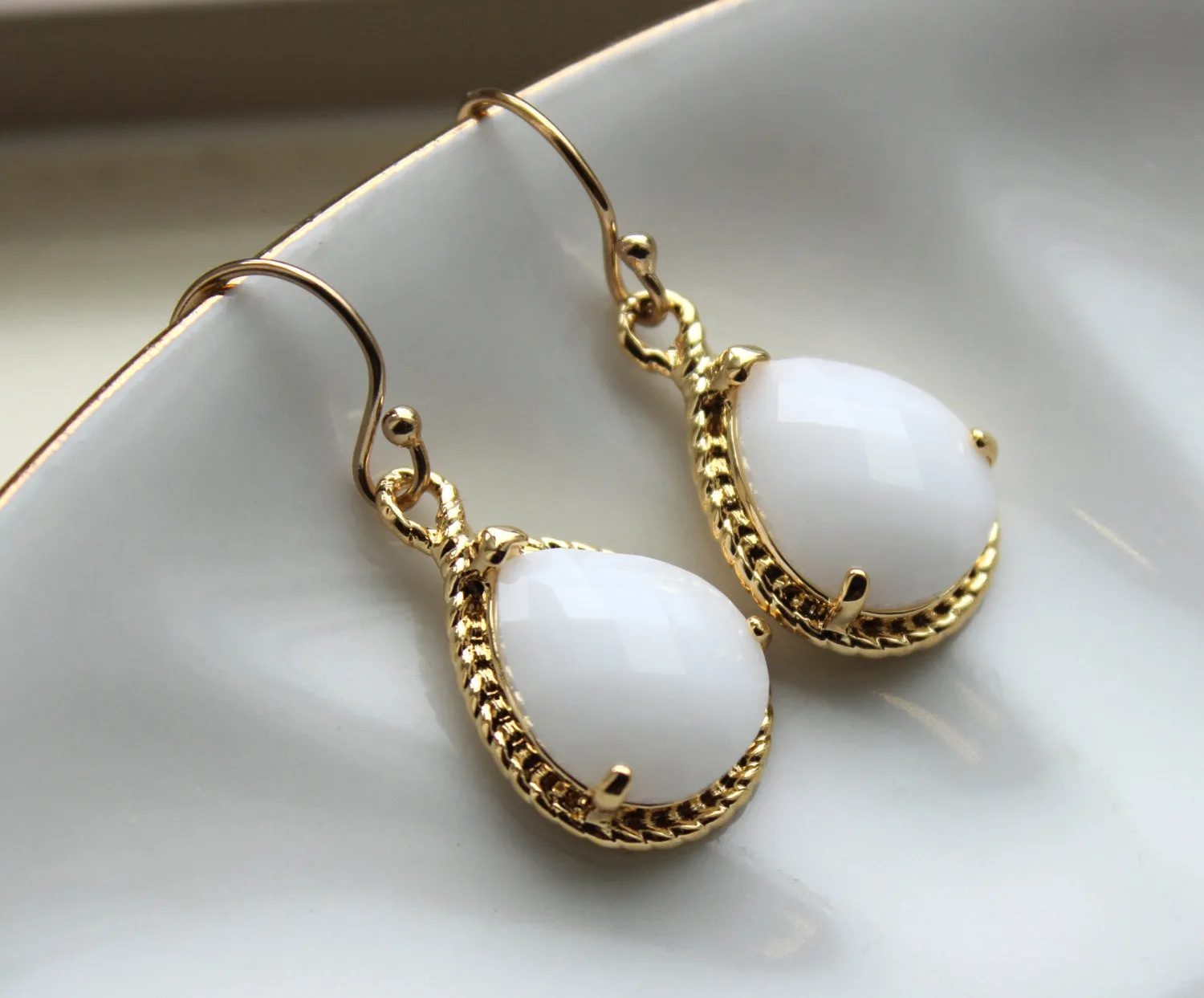 Gold White Opal Earring Necklace Set Cream Milk Jewelry Set - Wedding Jewelry Set Bridesmaid Jewelry Bridal Gift Personalized Note Card