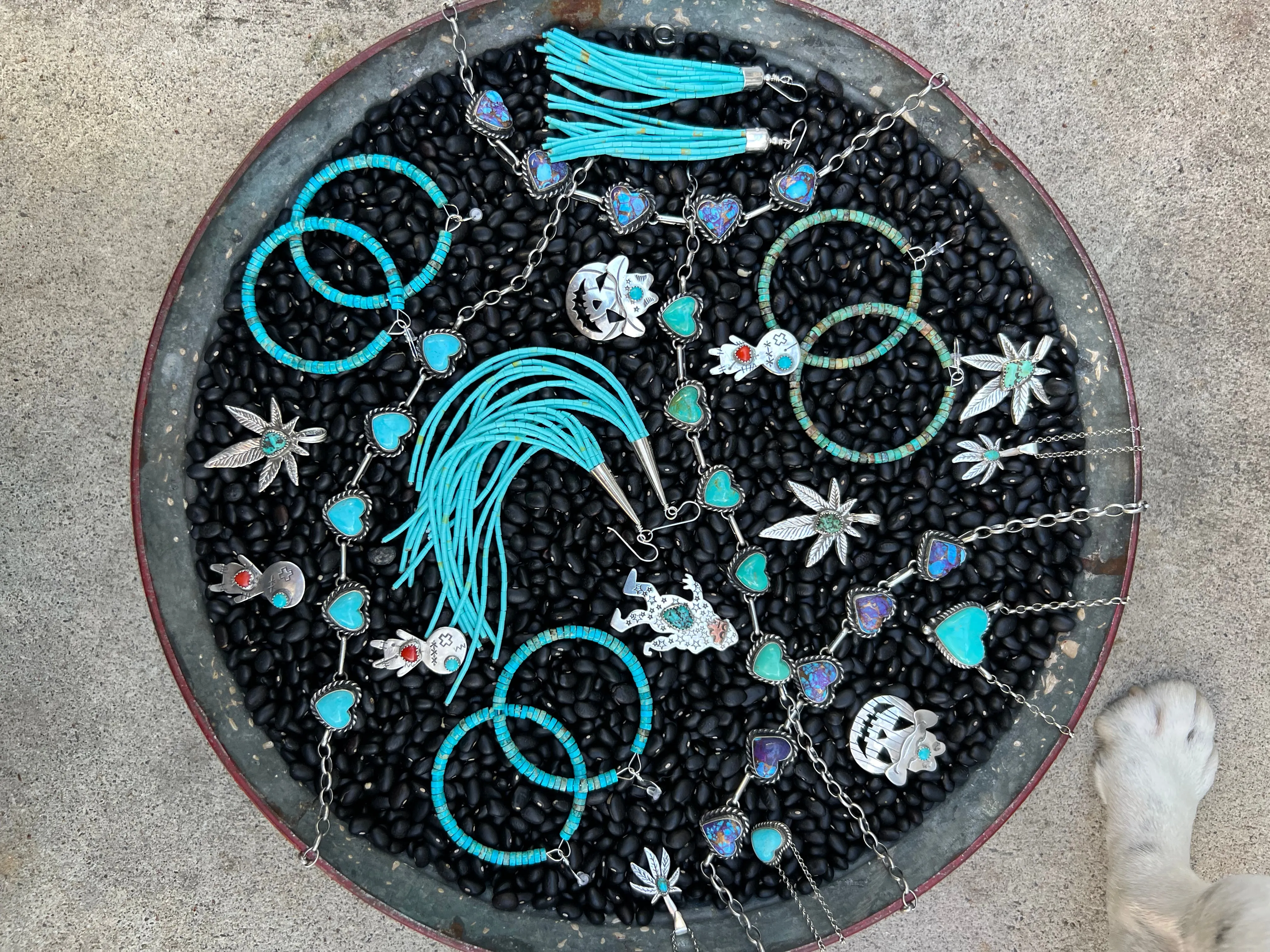 Heshi Hoops
