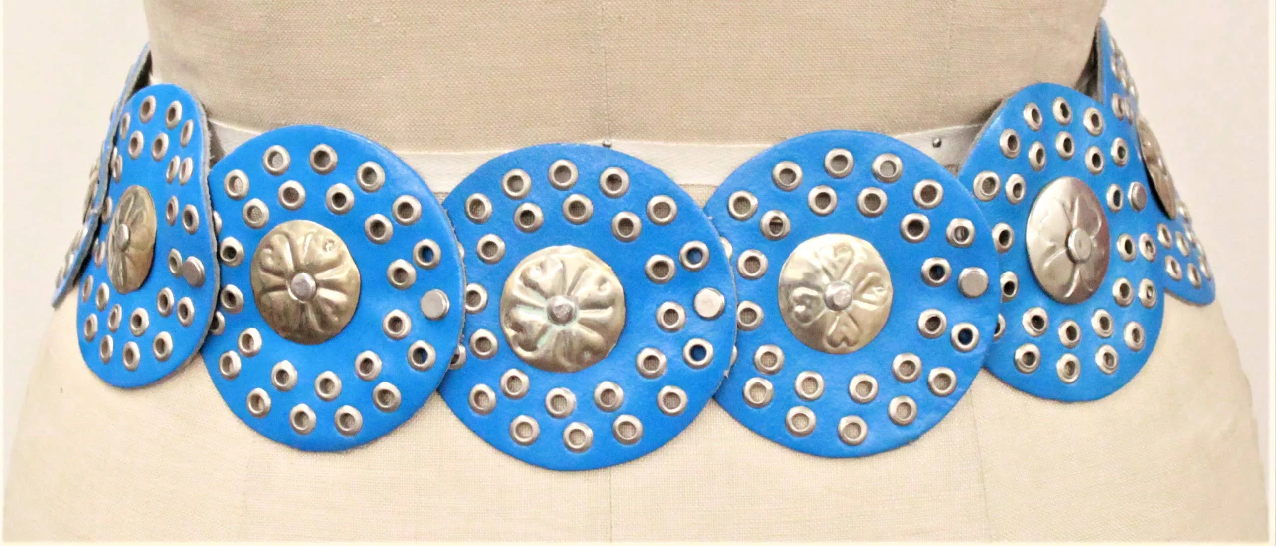 Medallion Metallic Turquoise Leather Belt