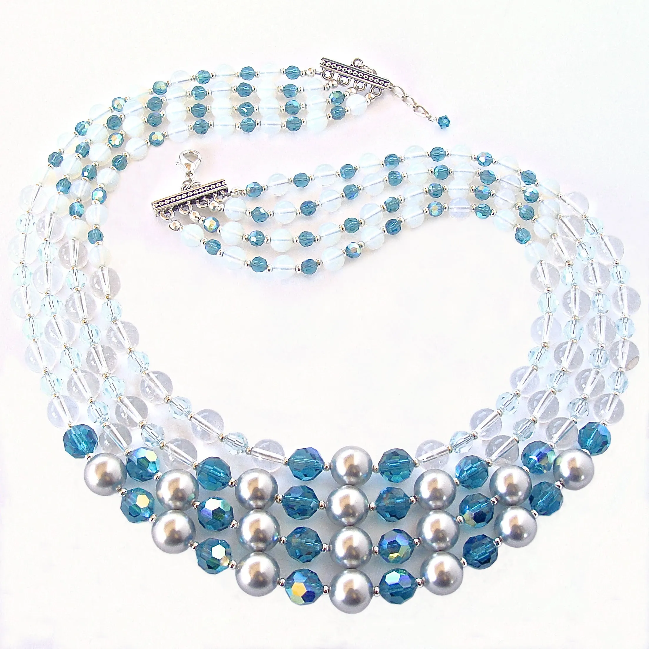 Ocean Breeze: Nautical Necklace