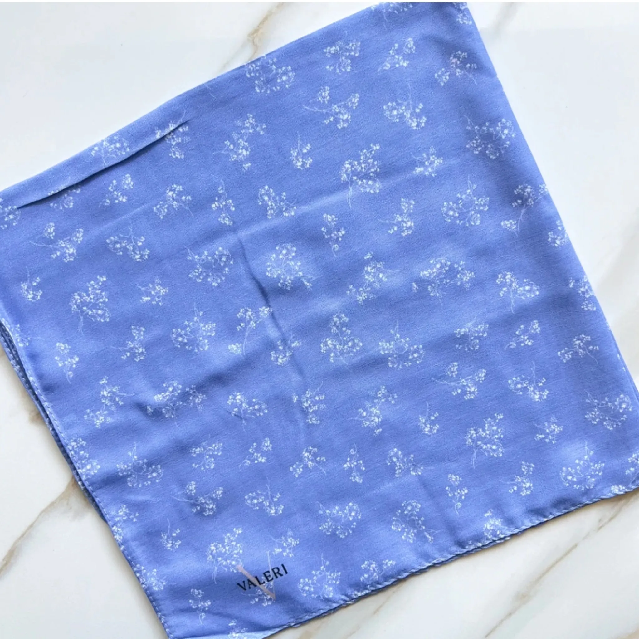 Shai Headscarf by Valeri Many Styles