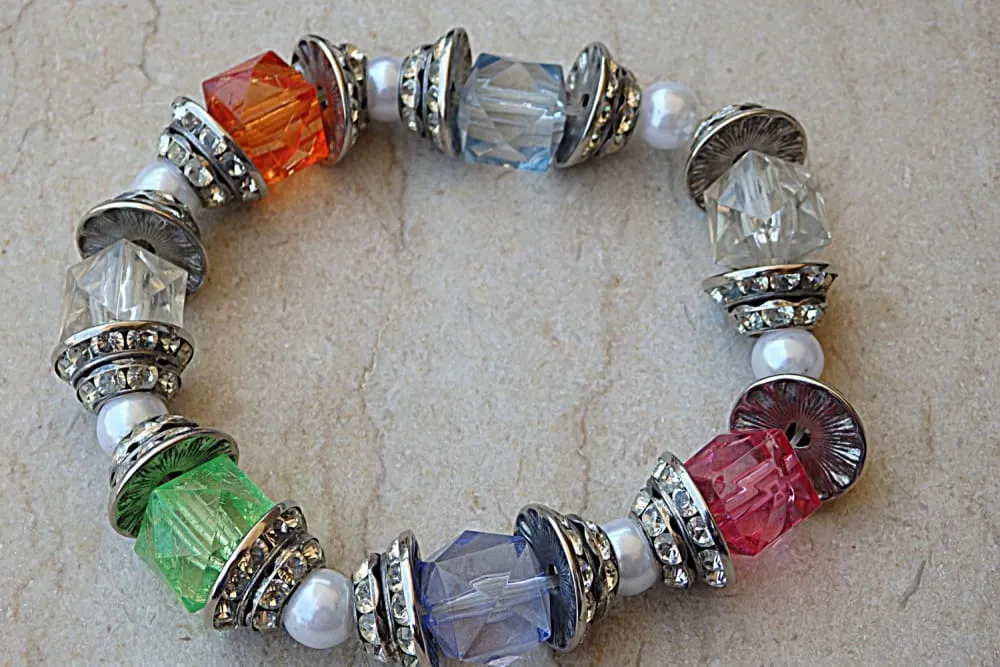 Stretched bracelet.