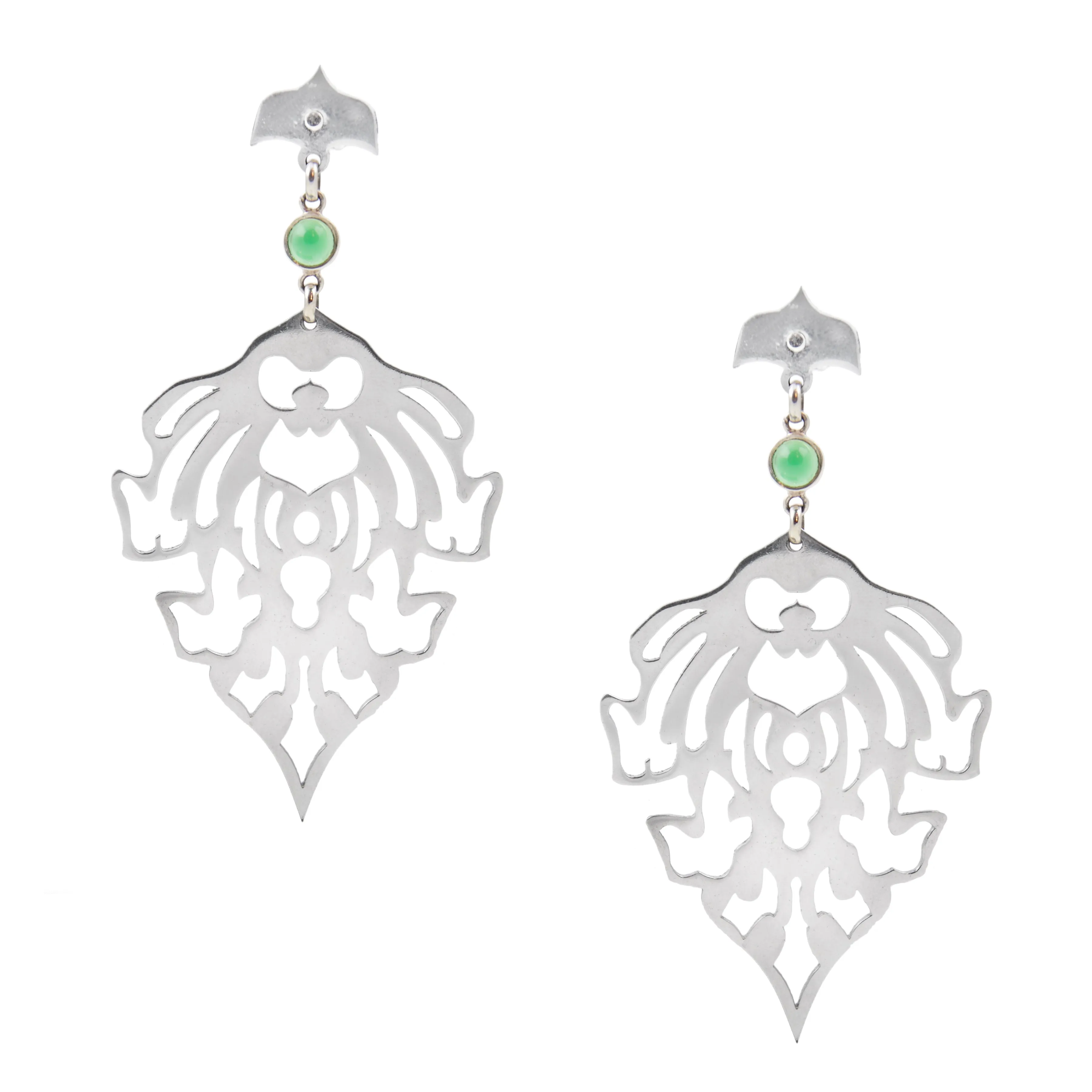 TEMPLE MOTIF EARRINGS WITH GREEN ONYX