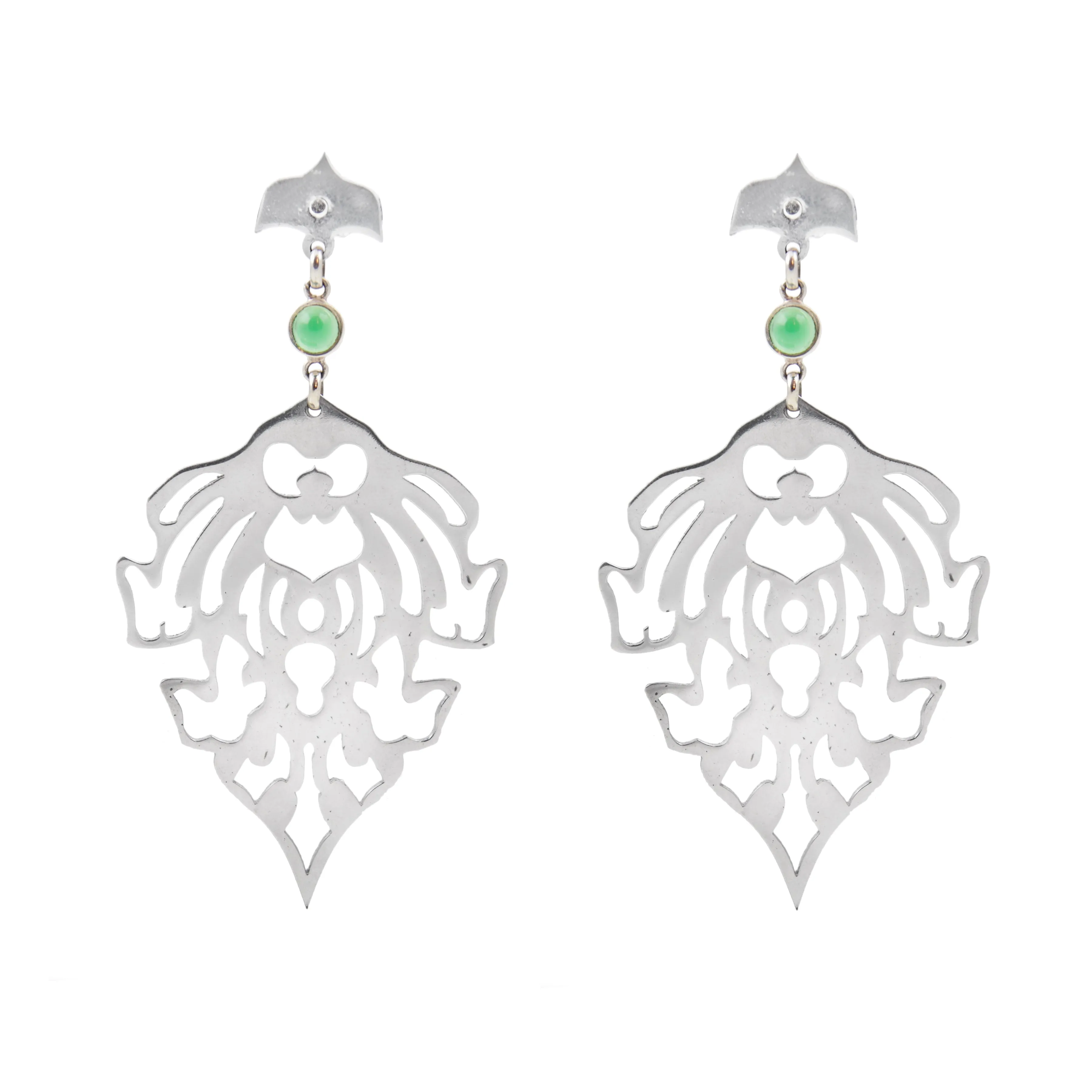 TEMPLE MOTIF EARRINGS WITH GREEN ONYX