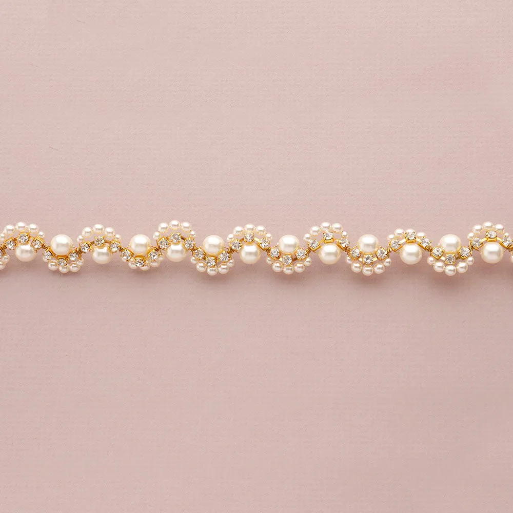 Winterberry Bridal Belt with Ribbon Ties