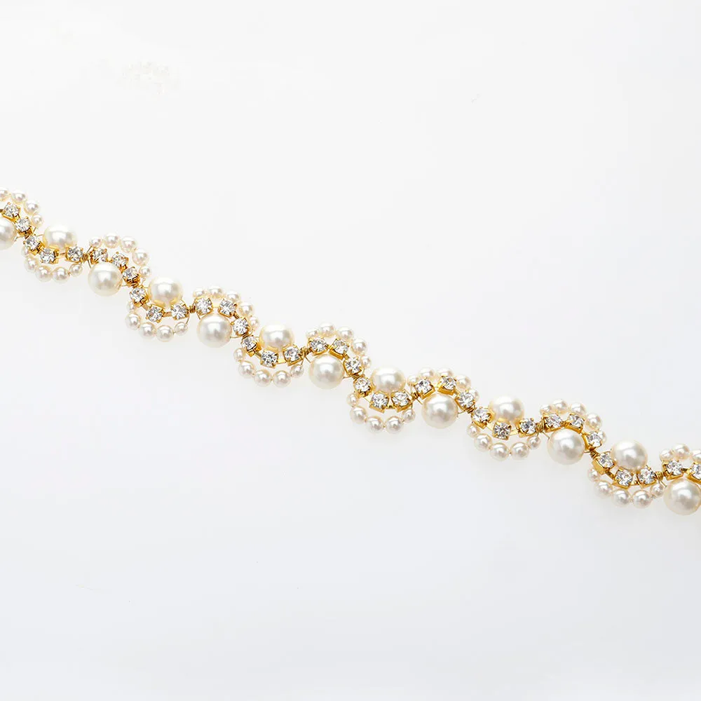 Winterberry Bridal Belt with Ribbon Ties